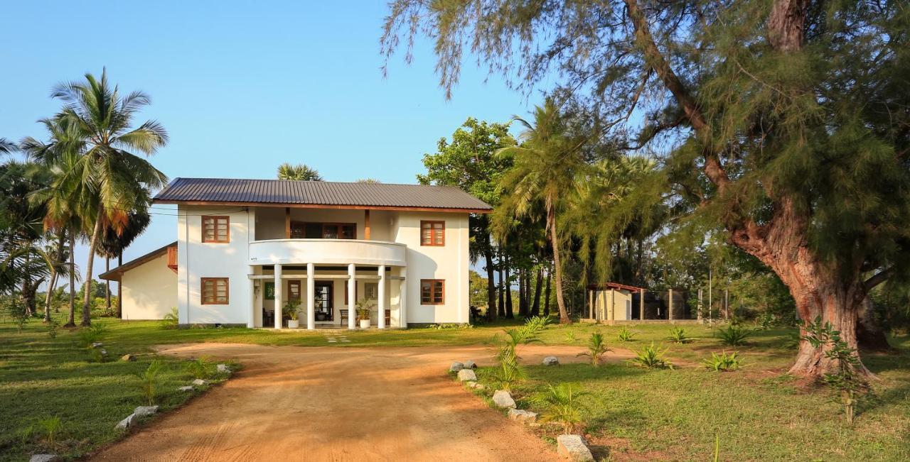 Kayjay Palms Hotel Passikudah Exterior photo